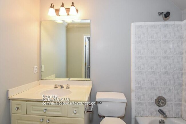 Building Photo - Experience Luxury Living in a Premier Gate...