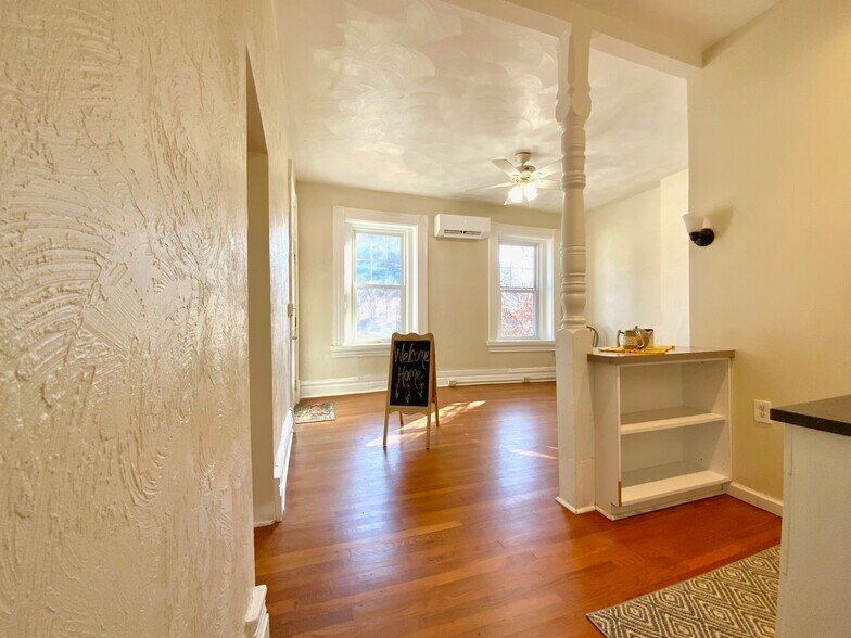 Building Photo - 87 Steuben St