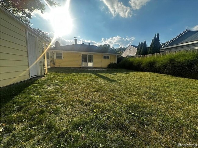 Building Photo - 4614 Olivia Ave