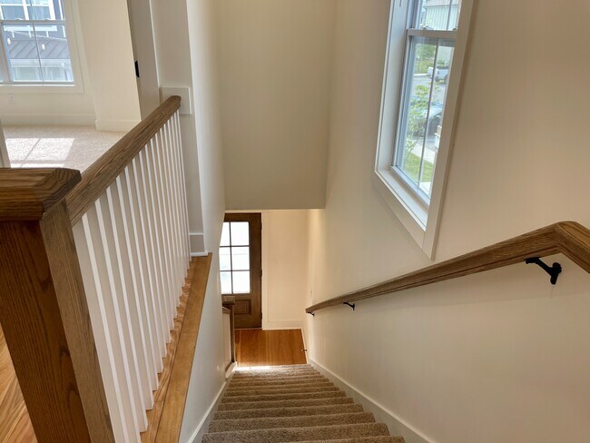 Stair Landing - 159 Allison Way