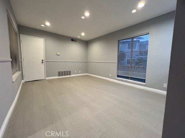 Building Photo - 1366 Oahu St