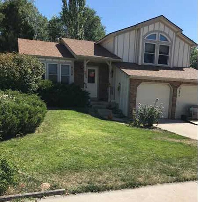Primary Photo - Spacious Tri-Level Home in Southwest Ft. C...