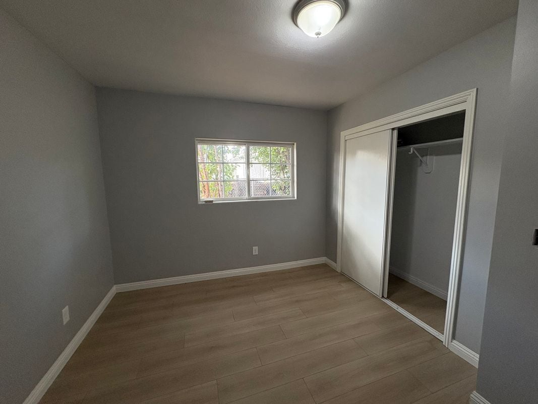 Building Photo - 4925 Chino Ave