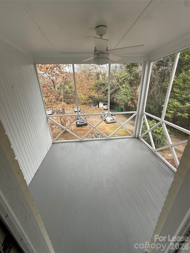 Building Photo - 2114 Brandon Cir