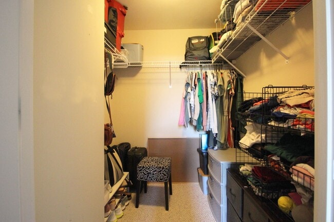 Building Photo - Midtown 1BR Condo