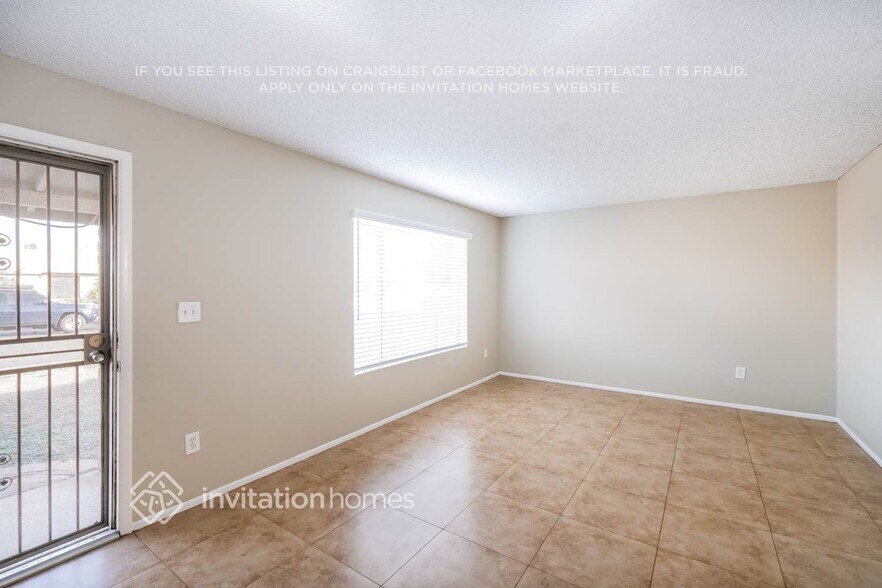 Building Photo - 5337 W Berkeley Rd