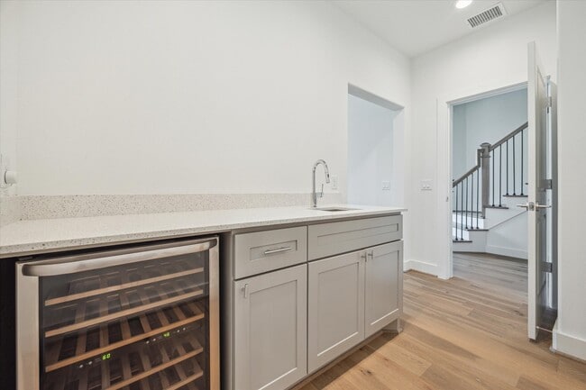 Building Photo - 930 Dunleigh Meadows Ln