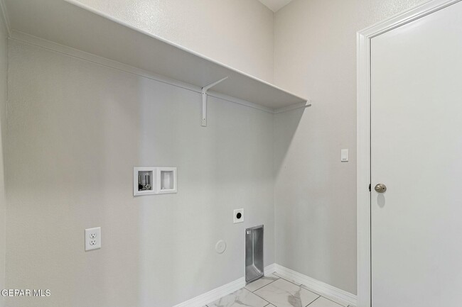 Building Photo - 3609 Hill Sand Pl