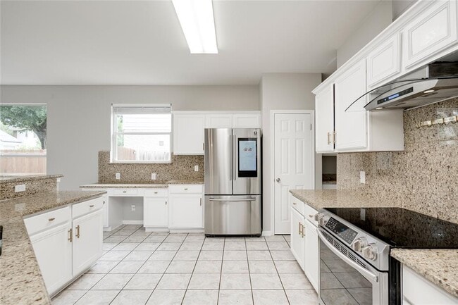 Building Photo - 8106 Longdraw Dr