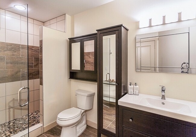 Building Photo - Stunning, Furnished Wieland Block Condo Downtown Duluth**Available Now!