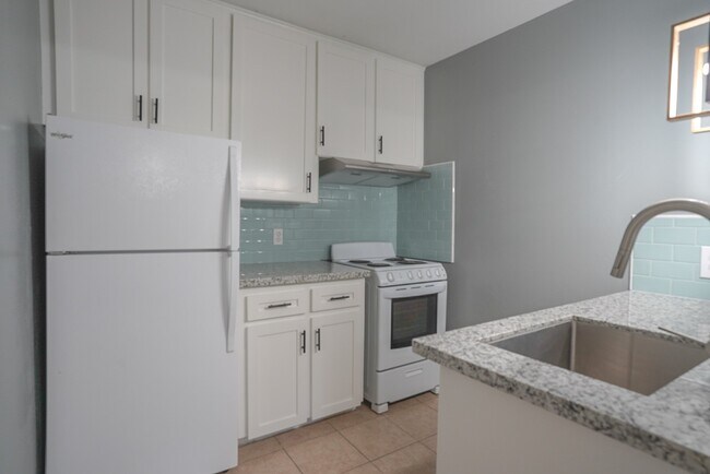 Building Photo - 5216 Arboles Dr