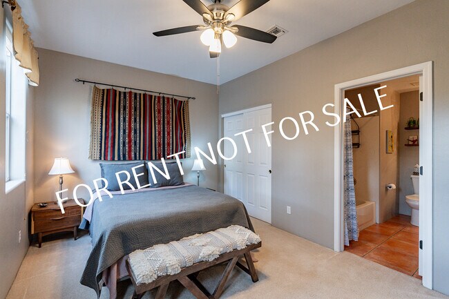 Building Photo - 12765 Walking Deer Pl