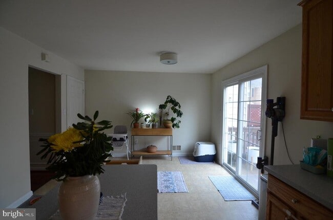 Building Photo - 2039 Gallows Tree Ct