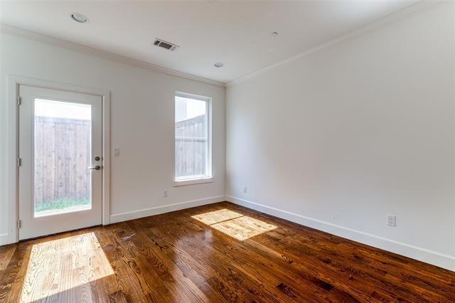 Building Photo - 3515 Normandy Ave