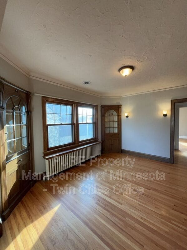 Building Photo - 4908 Chicago Ave