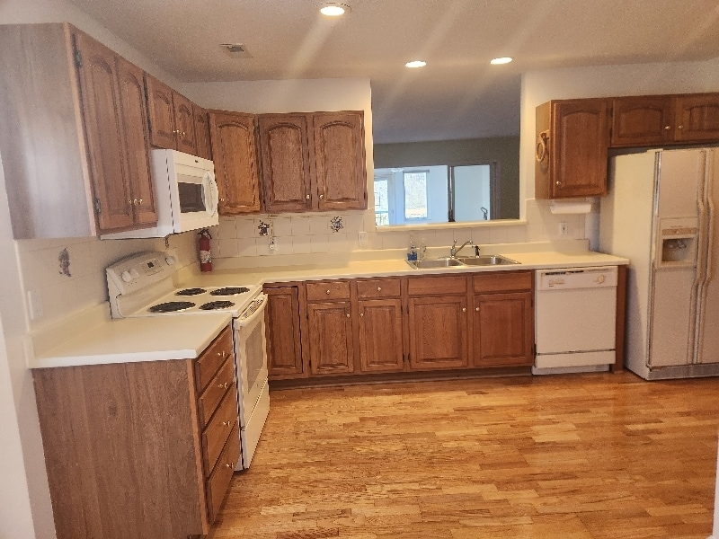 Building Photo - 1105 Estate Dr