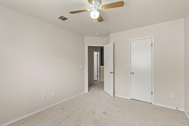 Building Photo - 8731 Minot Cir