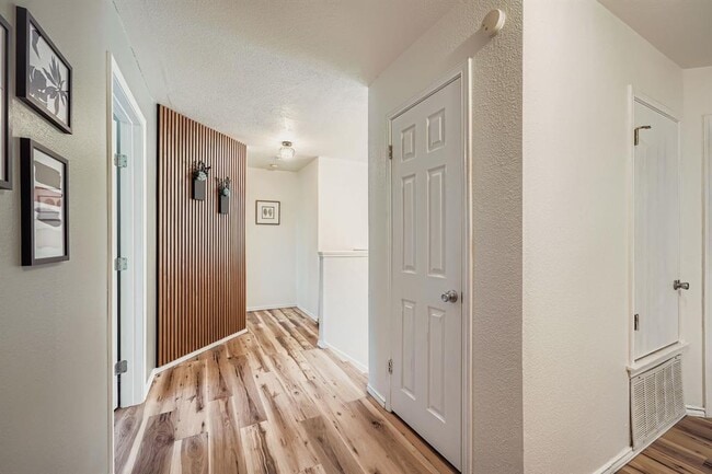 Building Photo - 2003 Erika Cove