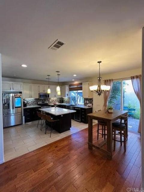 Building Photo - 1575 Moonbeam Ln