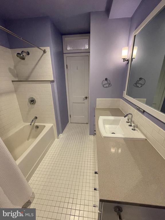 Building Photo - 2442 20th St NW