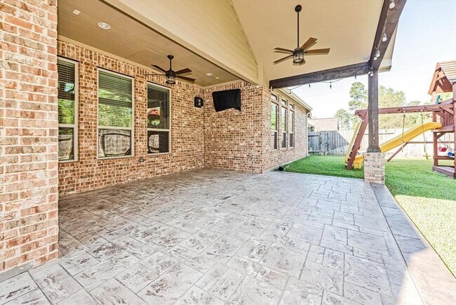 Building Photo - 6838 Adrienne Arbor Dr