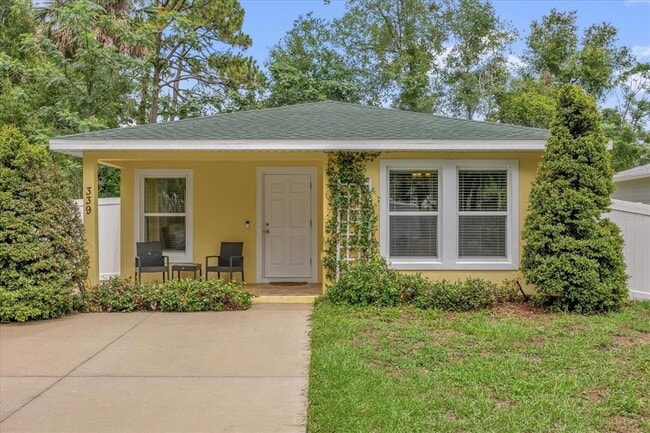Primary Photo - 339 Chinaberry Ave