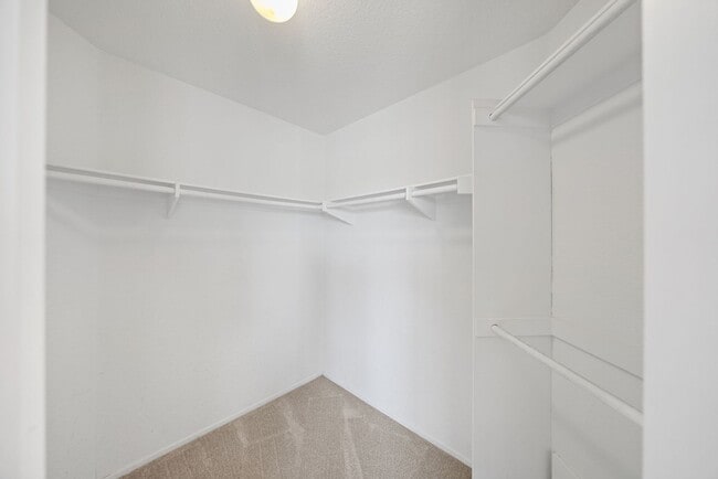 Building Photo - 40115 Starling St
