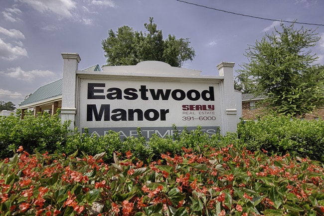 Building Photo - Eastwood Manor