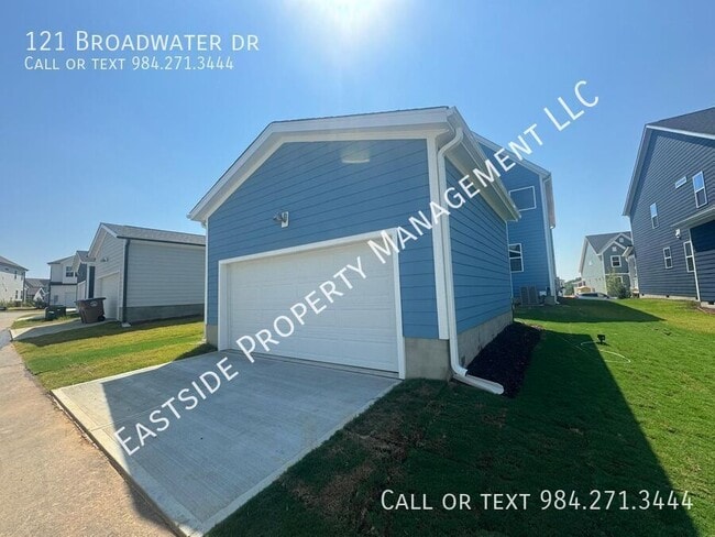 Building Photo - 121 Broadwater Dr