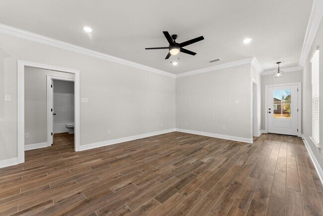 Building Photo - 35 Natureview Wy