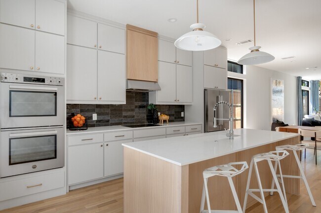 Building Photo - Newer-Construction Home in East Village — Private Yards & Flexible Spaces