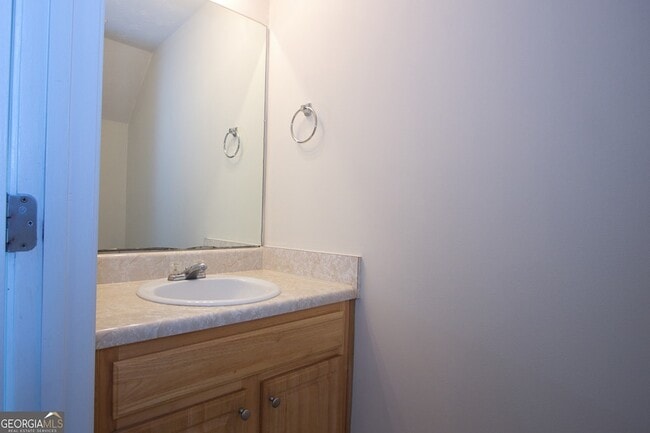 Building Photo - 4333 Beaver Tree St