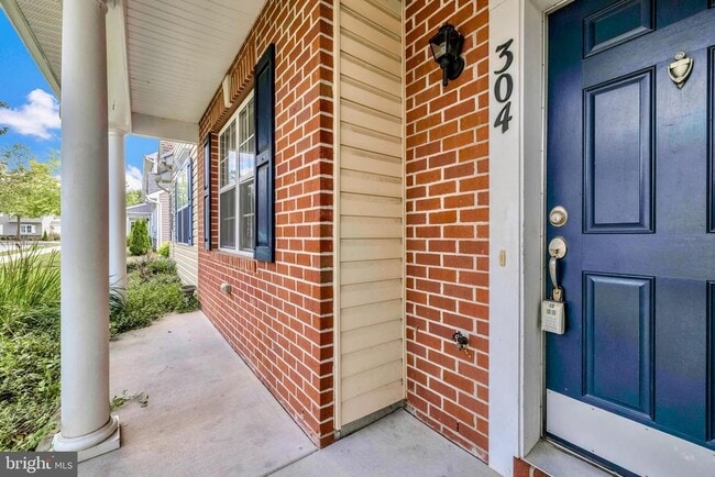 Building Photo - 304 Wheatley Dr