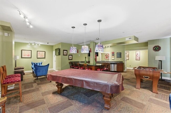 Building Photo - 10 Perimeter Summit Blvd