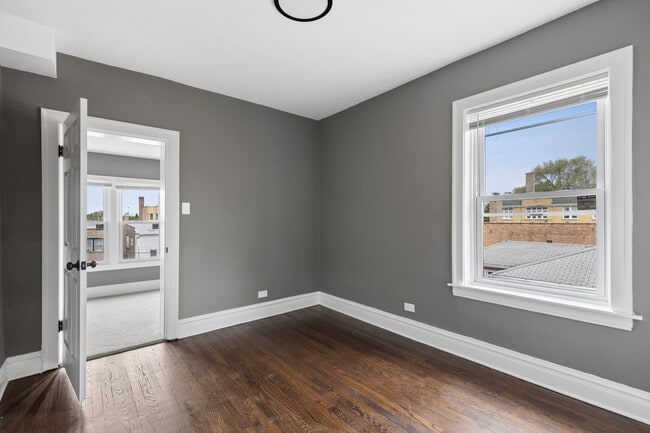 Building Photo - 8210 S Marshfield Ave