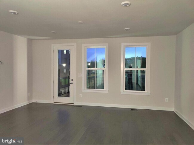 Building Photo - 13242 Woodland Pond Pl