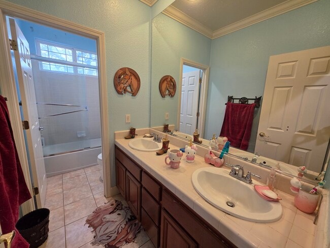 Building Photo - 1850 Ballybunion Dr