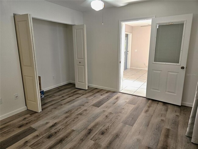 Building Photo - 1088 Panda Rd