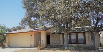 Building Photo - 4-2 Northwest SA Near UTSA, USAA, Lackland...