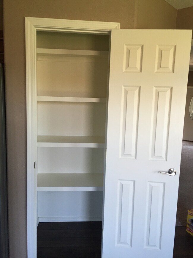 Building Photo - GREAT HOME GREAT LOCATION