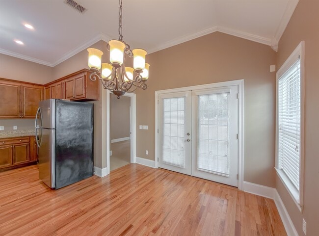 Building Photo - 1946 Sagebrook Dr