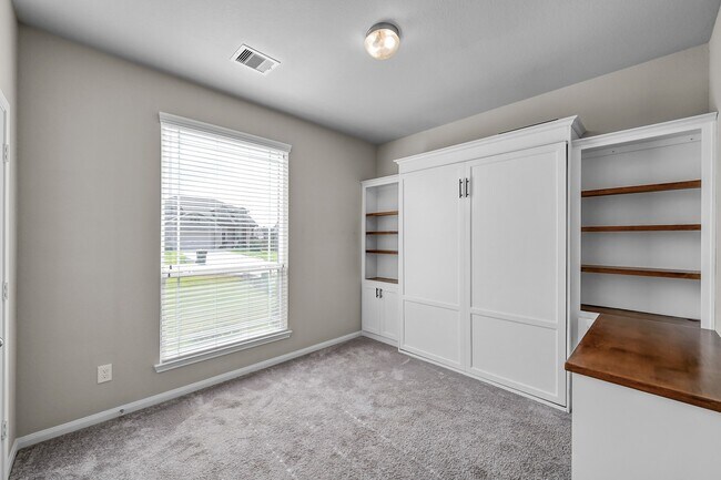 Building Photo - 11107 Lulu Ln