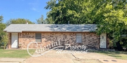 Building Photo - 1506 N W S Young Dr