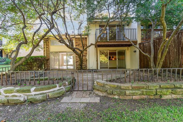 Building Photo - 2945 Country Pl Cir