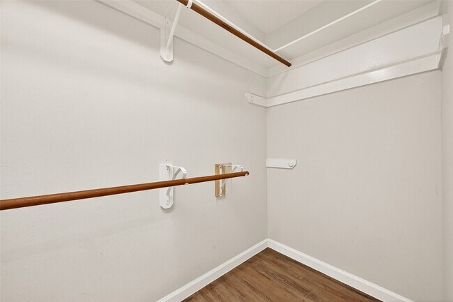 Building Photo - 5517 Autumn Ash Ln