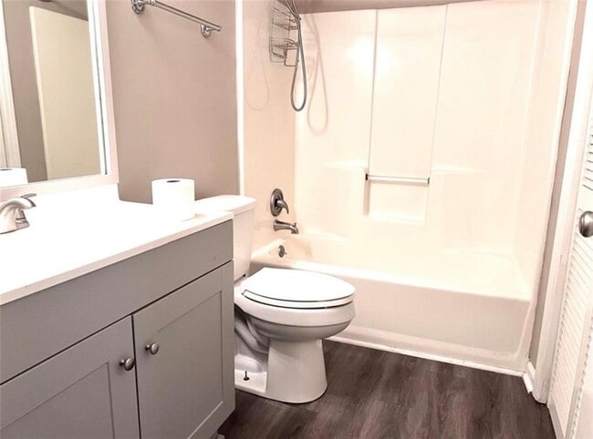 Building Photo - 125 Apple Valley Dr