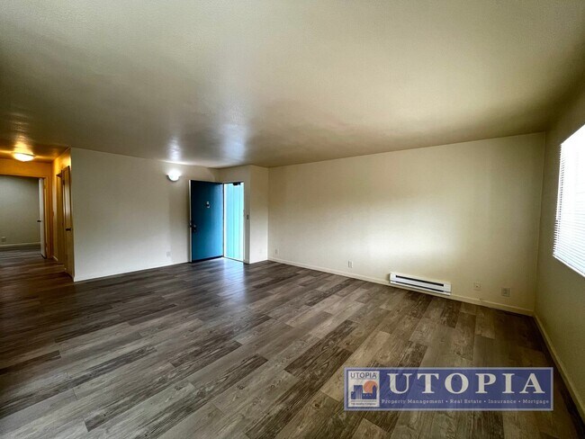 Building Photo - Capitola Gem: 2Bd/1Ba Ground Floor Apartme...