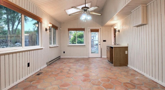 Building Photo - 820 Wycliffe Dr