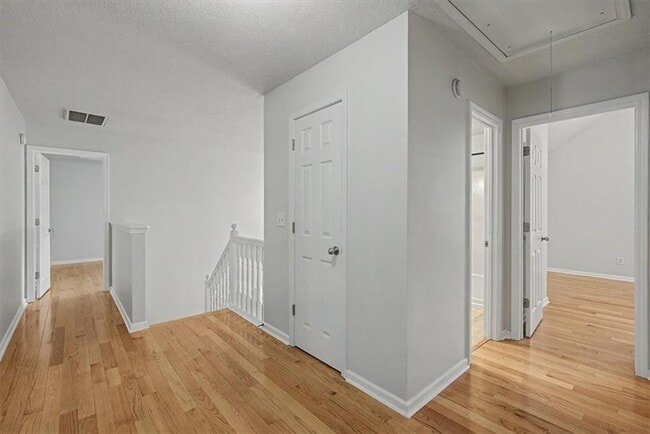 Building Photo - 1025 Balsam Wood Trail