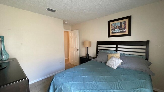 Building Photo - 1327 Casterton Cir